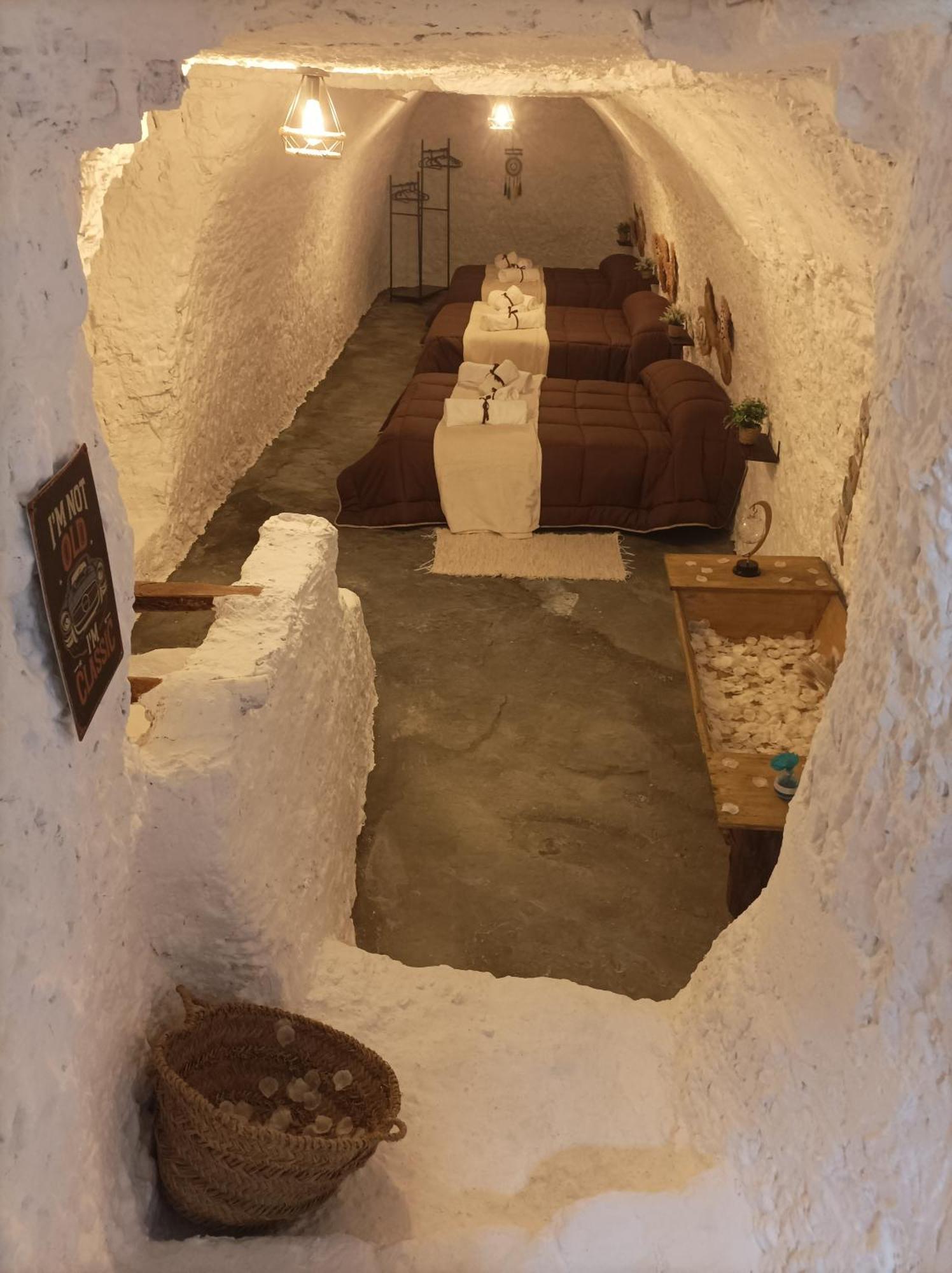 Cueva La Trapera Konuk evi Benamaurel Dış mekan fotoğraf
